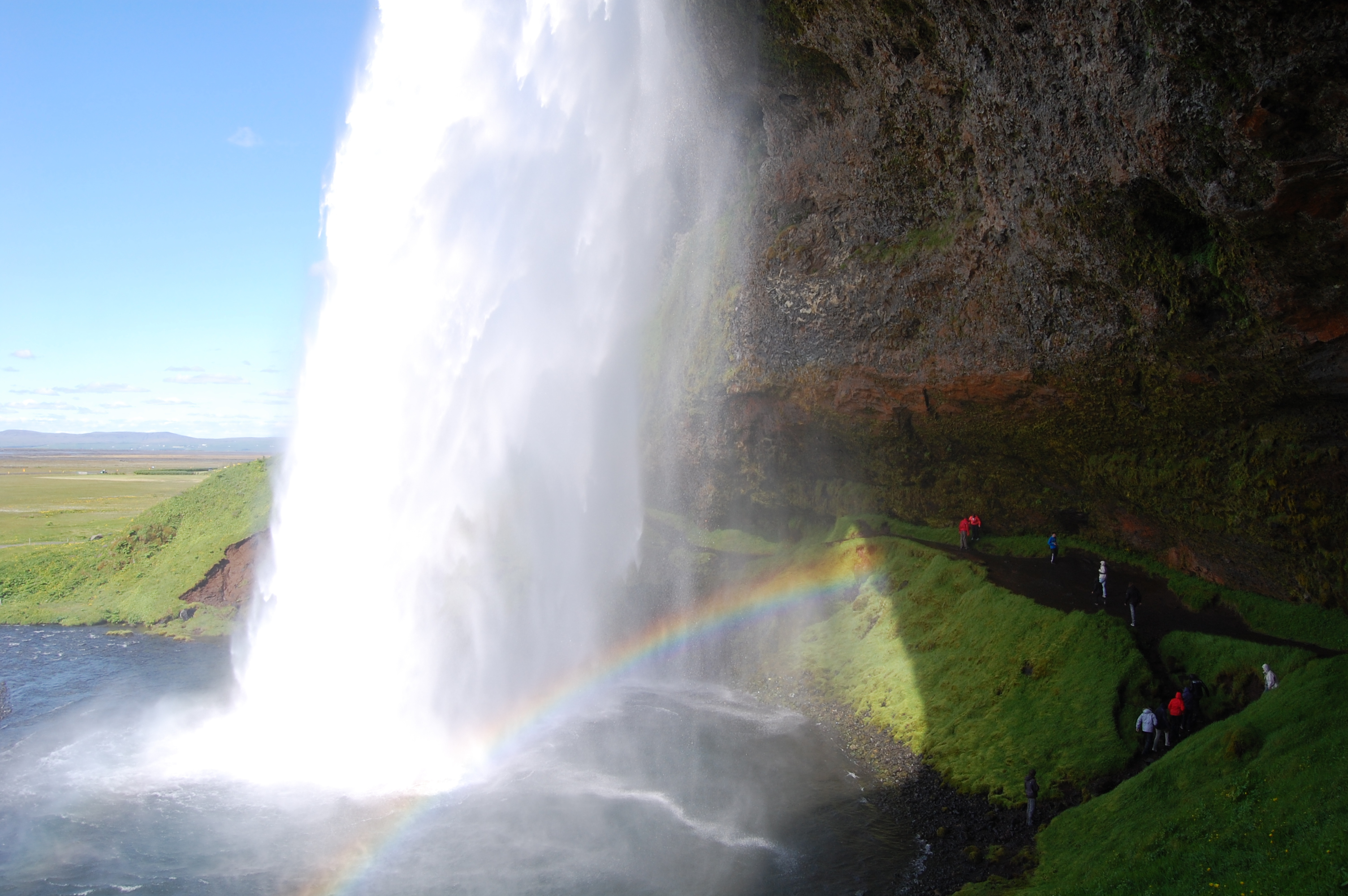 3F0F4565-7273-40BB-8FF4-A1F8F16E8D5B